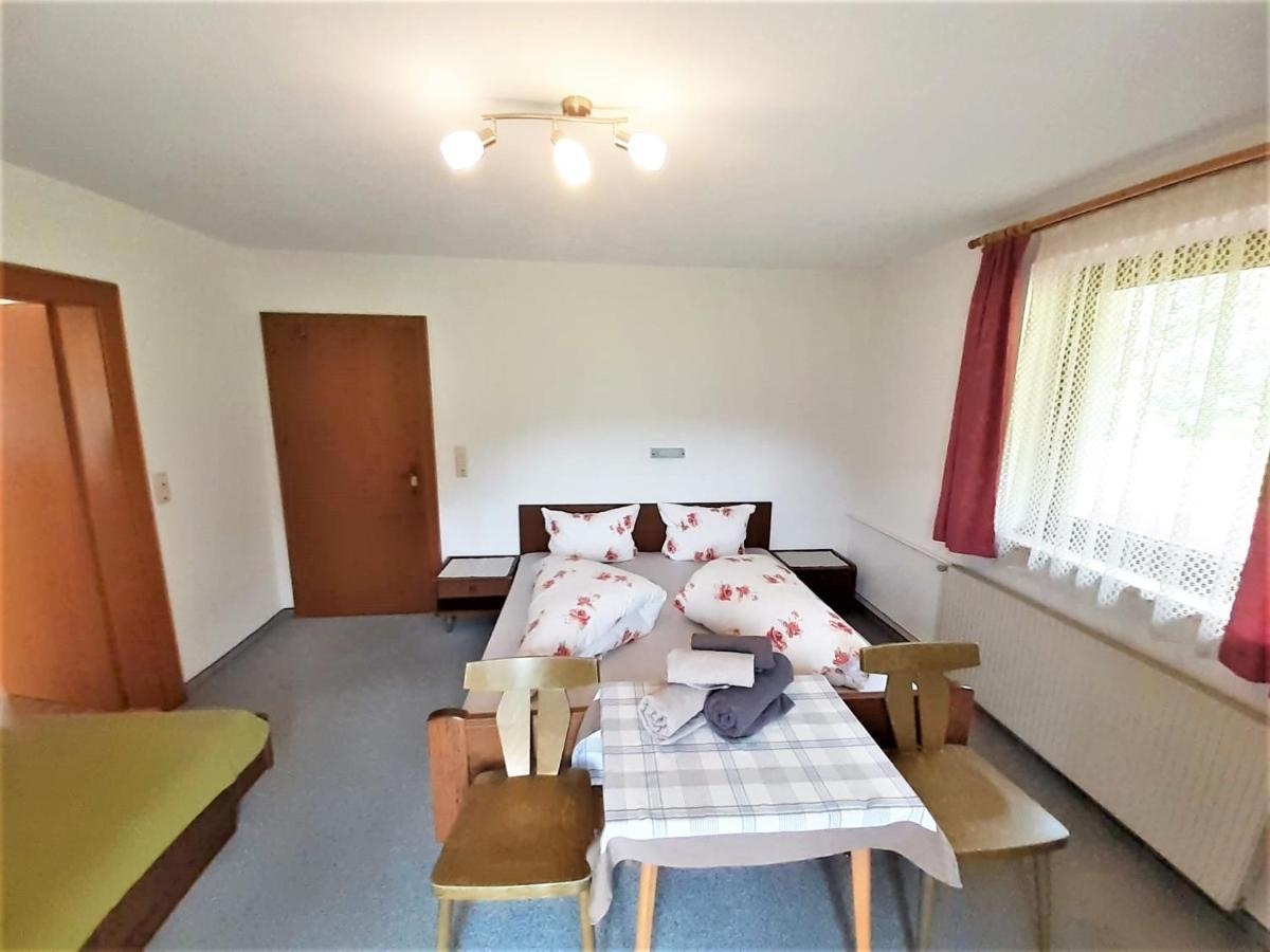 Gaestehaus Hauser Hainzenberg Esterno foto